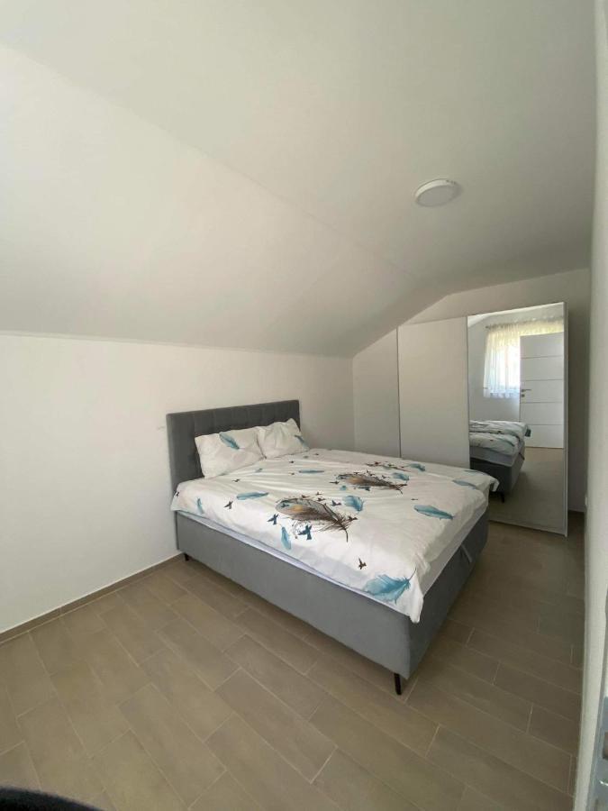 Apartman Zepce Exterior photo